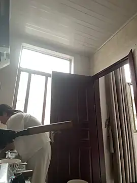 Snapshot of daaqnn chatting on June 2026 11:35:01 PM daaqnn online show from June 2026 11:35:01 PM