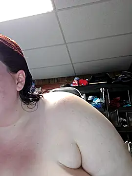 Amberstardusk online show from November 2025 01:10:01 PM