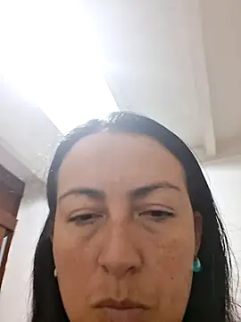 Snapshot of Lauryn_Jones chatting on July 2026 08:33:02 PM Lauryn Jones online show from July 2026 08:33:02 PM