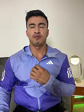 Chris Clarck online show from November 2025 07:36:03 PM