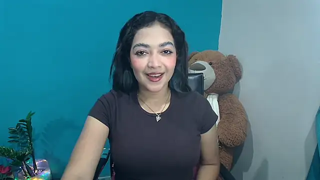 Melissa Ortega  online show from December 2025 06:05:02 PM