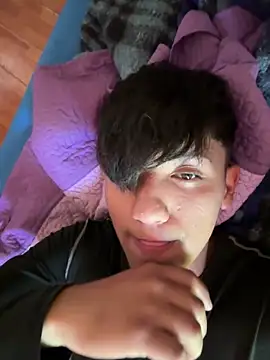 Snapshot of Elpichulotote20 chatting on November 2025 08:45:01 PM Elpichulotote20 online show from November 2025 08:45:01 PM