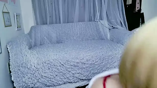 Snapshot of yuria_75075000 chatting on November 2025 02:27:01 PM yuria 75075000 online show from November 2025 02:27:01 PM