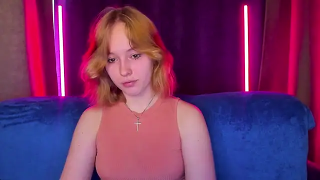 Snapshot of RikkiChoco chatting on April 2026 01:27:01 AM RikkiChoco online show from April 2026 01:27:01 AM