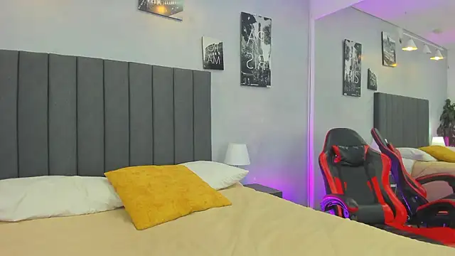 kendra london online show from March 2026 11:24:01 AM