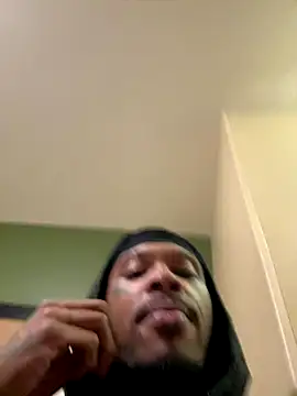 urnewfantasyzzz online show from November 2025 12:46:02 AM