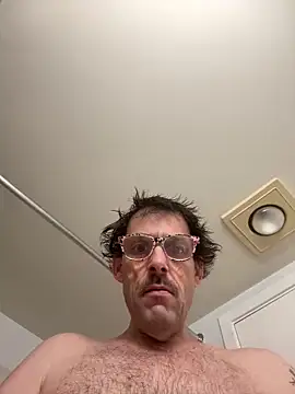 Snapshot of bigdaddyandqueenn chatting on February 2026 07:42:02 PM bigdaddyandqueenn online show from February 2026 07:42:02 PM