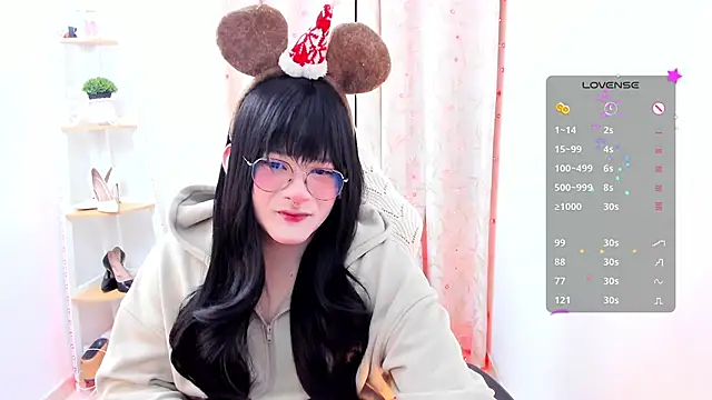 Omorimori online show from December 2025 02:01:01 PM