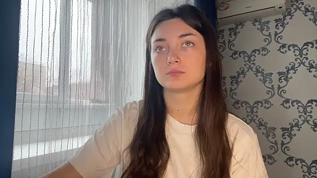 TwotyBright online show from November 2025 08:16:02 AM