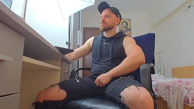 Snapshot of Ryanstone_ chatting on May 2026 04:52:01 AM Ryanstone online show from May 2026 04:52:01 AM