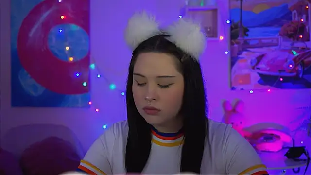 TinaBakers  online show from November 2025 01:01:02 PM