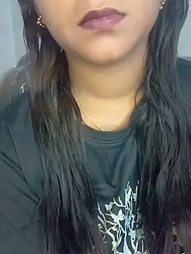 Snapshot of Neha533 chatting on May 2026 06:36:02 PM Neha533 online show from May 2026 06:36:02 PM