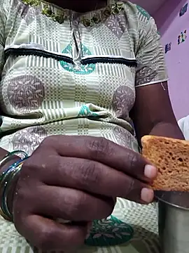 hyd couple7878 online show from November 2025 03:17:01 AM