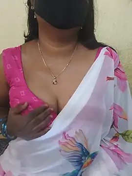 Snapshot of hyd_couple7878 chatting on July 2026 07:37:01 AM hyd couple7878 online show from July 2026 07:37:01 AM