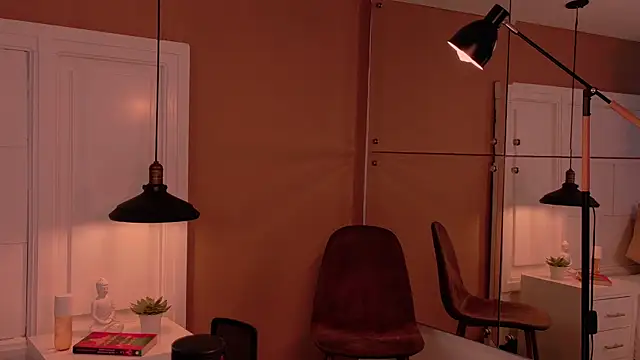 Raven444 online show from November 2025 11:25:02 PM