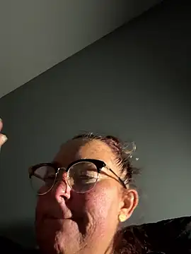 Angel-LinaX online show from January 2026 10:44:02 PM