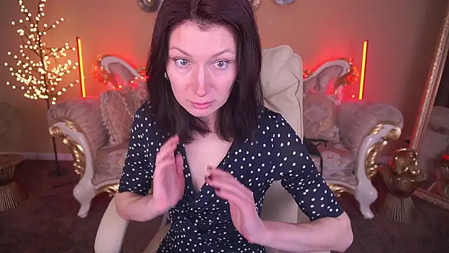 AmiraGoldd online show from March 2026 01:51:02 PM