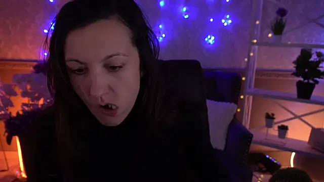 ZafiraMoonn online show from January 2026 06:40:01 AM