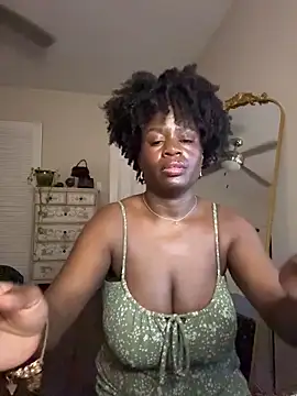 ladiosa selene online show from March 2026 12:39:02 AM