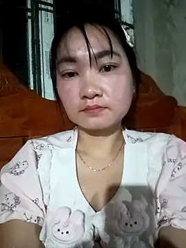 buom-xinh online show from November 2025 01:32:01 PM