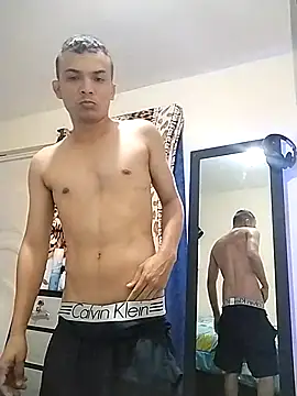 Luisadonis2015 online show from November 2025 07:37:01 PM