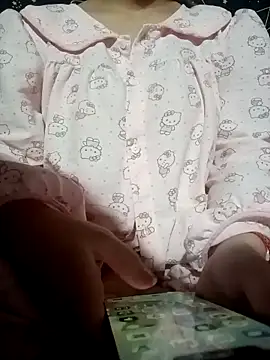 LenaLy2k online show from November 2025 01:33:02 PM