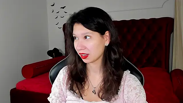 SaraDenars online show from November 2025 05:24:01 AM