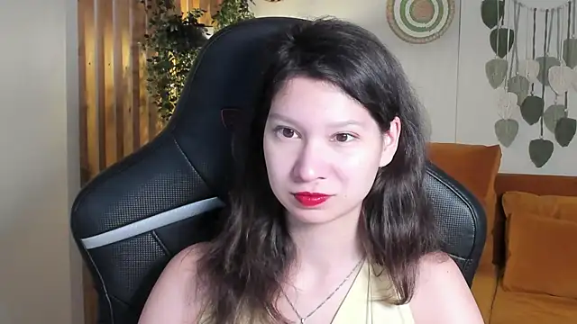 SaraDenars online show from December 2025 05:15:02 AM