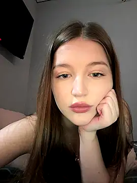 Snapshot of hopbunny chatting on November 2025 12:36:02 PM hopbunny online show from November 2025 12:36:02 PM