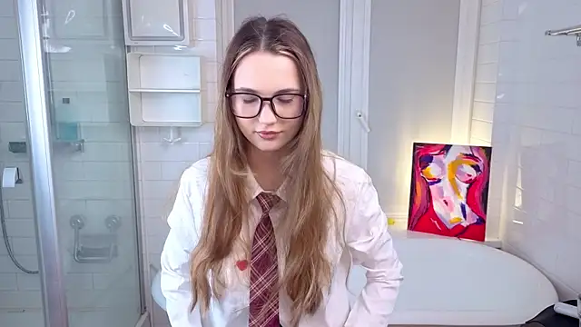 LeenaPuita online show from January 2026 05:07:02 PM