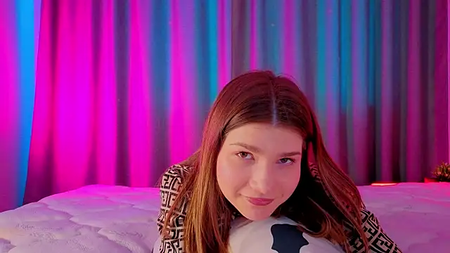 Snapshot of WilmaJohnson chatting on February 2026 08:43:01 AM WilmaJohnson online show from February 2026 08:43:01 AM