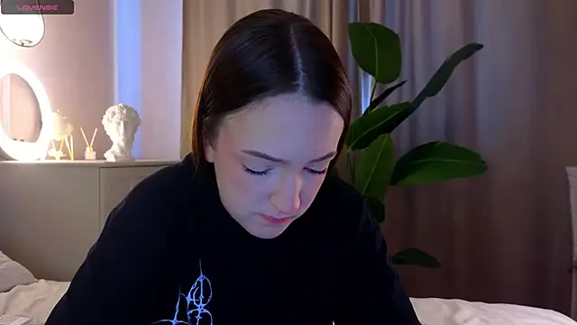 FrancesMason online show from March 2026 06:19:01 AM