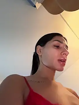 VickyM99 online show from November 2025 07:41:02 AM