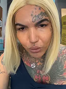 Snapshot of euscarlethotgirl chatting on November 2025 07:13:01 PM euscarlethotgirl online show from November 2025 07:13:01 PM