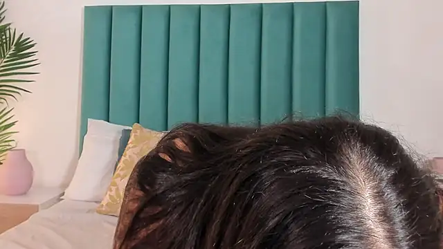 EmaaTaylor online show from November 2025 10:21:01 PM