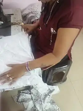 Lailamajnu1996 online show from January 2026 05:34:02 AM