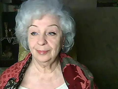 Snapshot of ValeriaKroww chatting on April 2026 05:45:02 PM ValeriaKroww online show from April 2026 05:45:02 PM