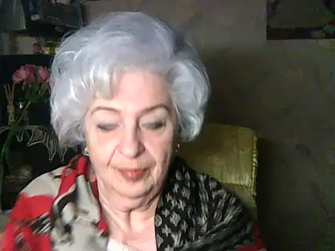 Snapshot of ValeriaKroww chatting on April 2026 05:44:02 PM ValeriaKroww online show from April 2026 05:44:02 PM