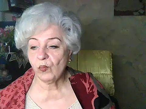 Snapshot of ValeriaKroww chatting on April 2026 05:36:02 AM ValeriaKroww online show from April 2026 05:36:02 AM
