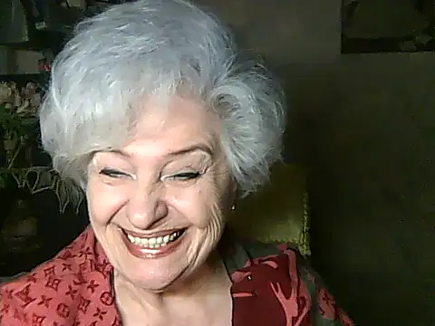 Snapshot of ValeriaKroww chatting on May 2026 05:06:02 PM ValeriaKroww online show from May 2026 05:06:02 PM