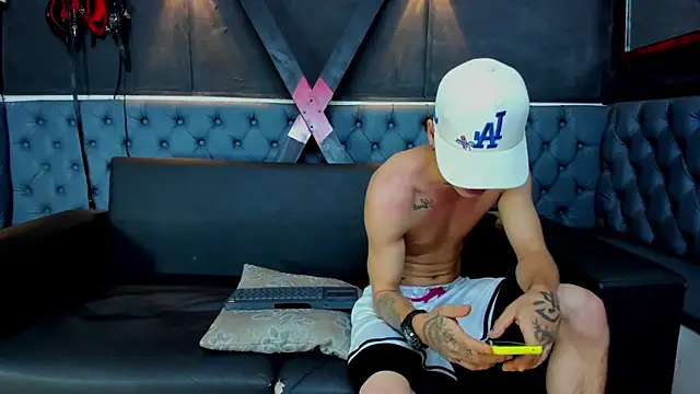 Snapshot of Kevinperlas chatting on November 2025 03:50:01 AM Kevinperlas online show from November 2025 03:50:01 AM