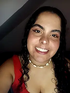 Elara Nova online show from November 2025 01:06:01 AM