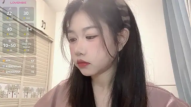 Xiaoji61 online show from November 2025 09:48:02 PM