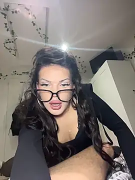 zowi101 online show from February 2026 03:44:02 PM