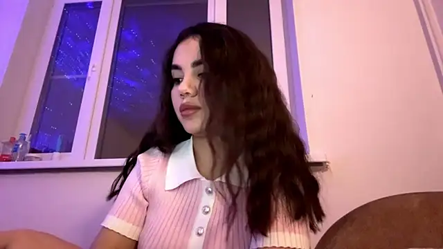 Priscillla Cute online show from November 2025 04:07:01 PM