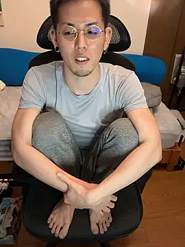 ippei0001 online show from November 2025 02:07:02 PM