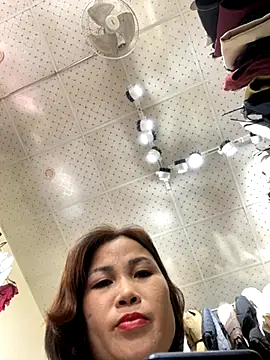 Liliy2x online show from November 2025 07:40:01 AM