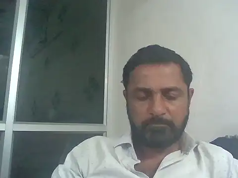 RubyEntity online show from November 2025 06:57:01 AM