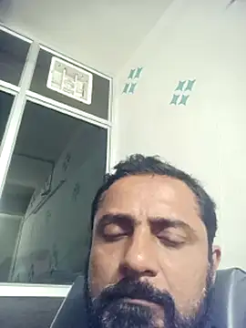 RubyEntity online show from November 2025 09:53:01 AM