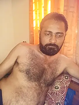 RubyEntity online show from November 2025 06:28:01 AM